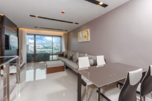 Executive Suite 2