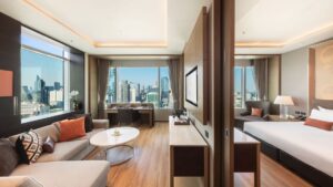 Executive Suite with Lounge Access